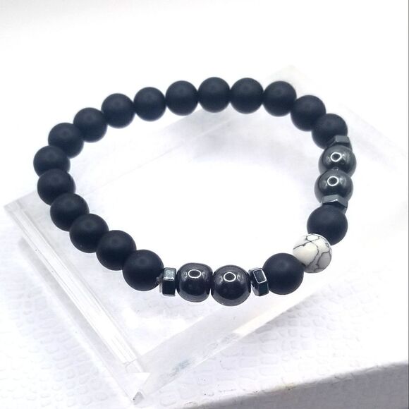 Anti swelling black obsidian stretch stone bracelet. - Picture 3 of 8